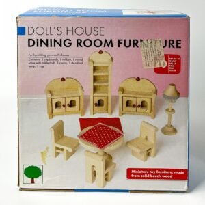 Meuble en bois miniature
